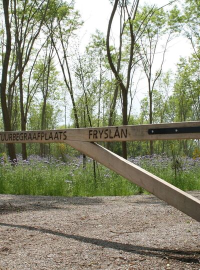 513046304999376541067885984328