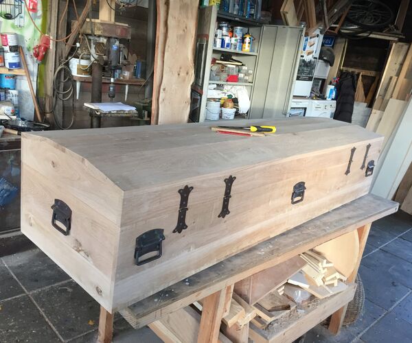 de-kistemakker-uitvaartkist-kasteelkist